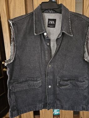 ZARA Sz XL Black Washed Denim Sleeveless Jacket Vest